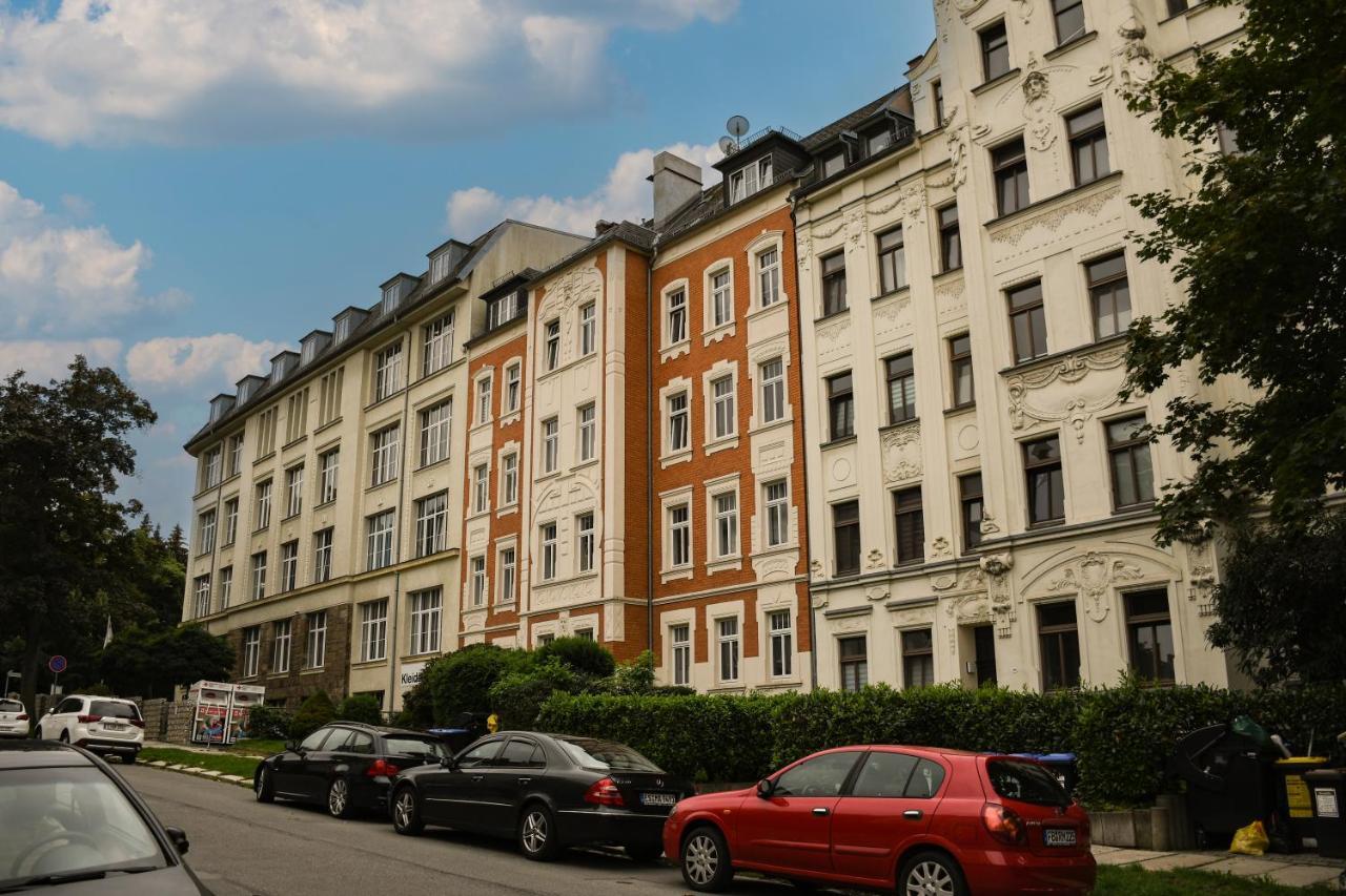 Moderne Ferienwohnung In Direkter Naehe Zur Uni, Netflix Gratis, Wlan, Waschmaschine, Geschirrspueler, Zentrum, Chemnitz Kültér fotó